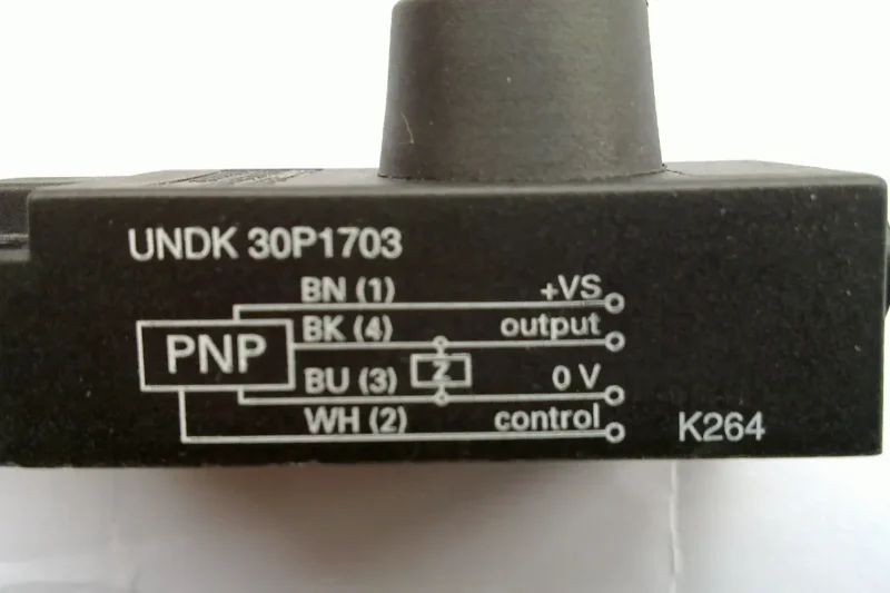 BAUMER- UNDK 30P1703