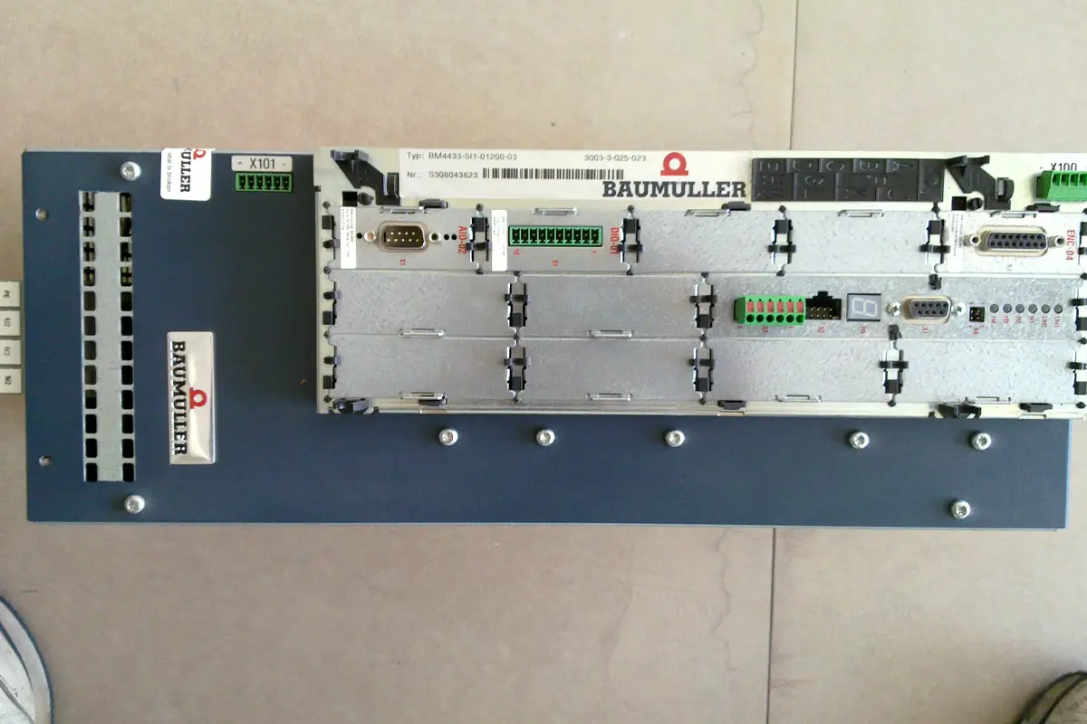BAUMÜLLER- BM4433-SI-01200-03