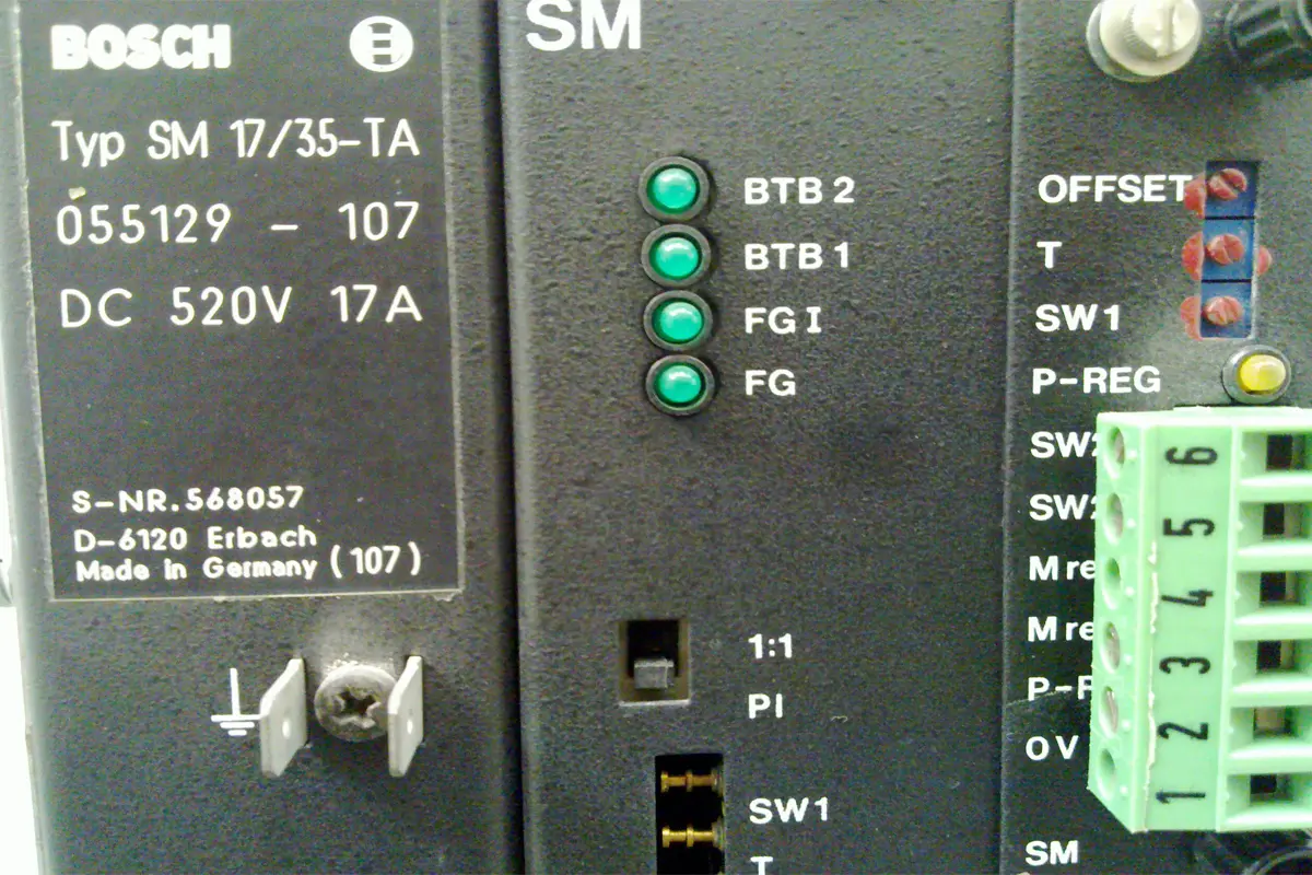 BOSCH- SM17 35 - TA DC520V 17A