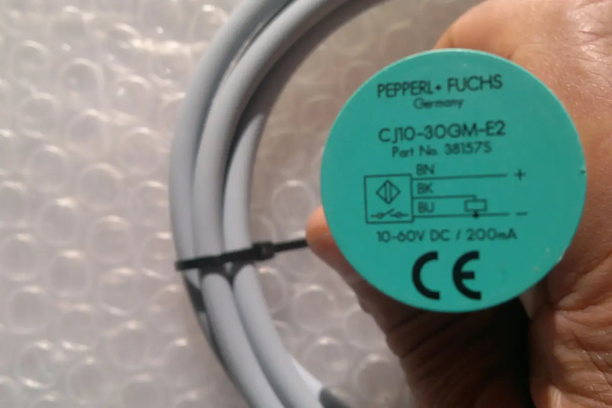 PEPPERL&FUCHS- CJ10-30GM-E2