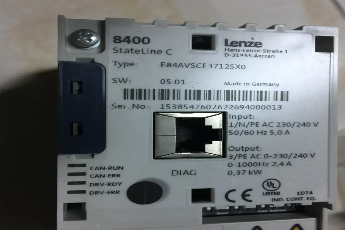 LENZE- E84AVSCE3712SX0