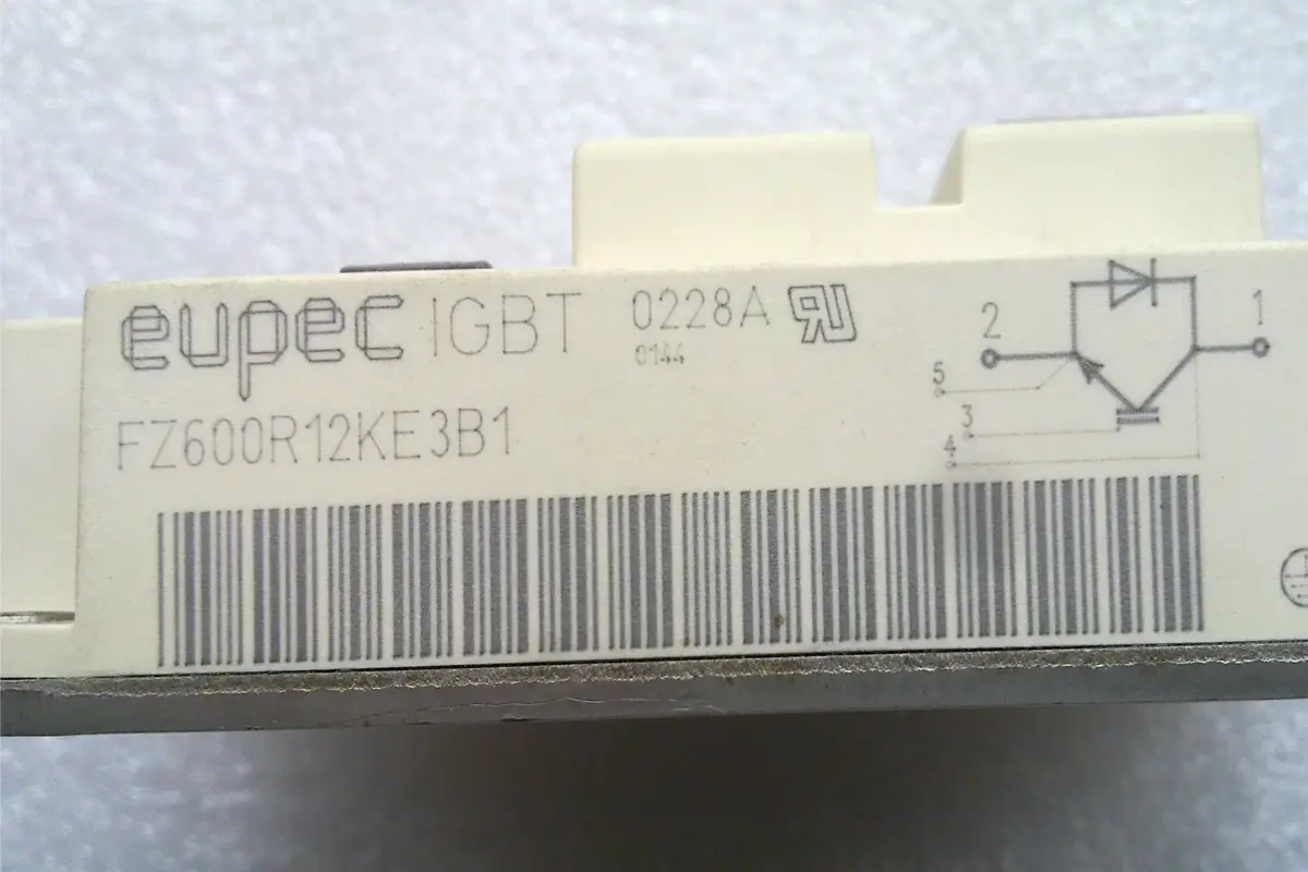 EUPEC- FZ600R12KE3B1