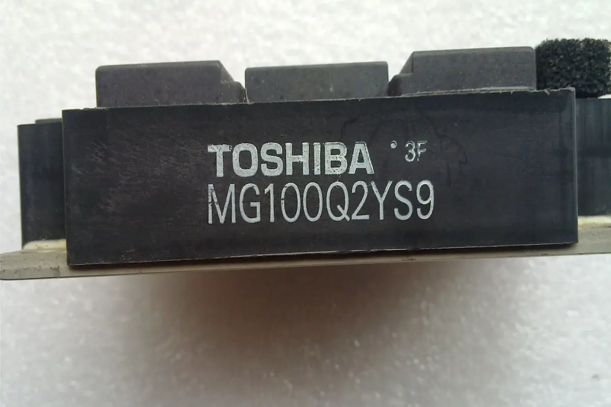 TOSHIBA- MG100Q2YS9