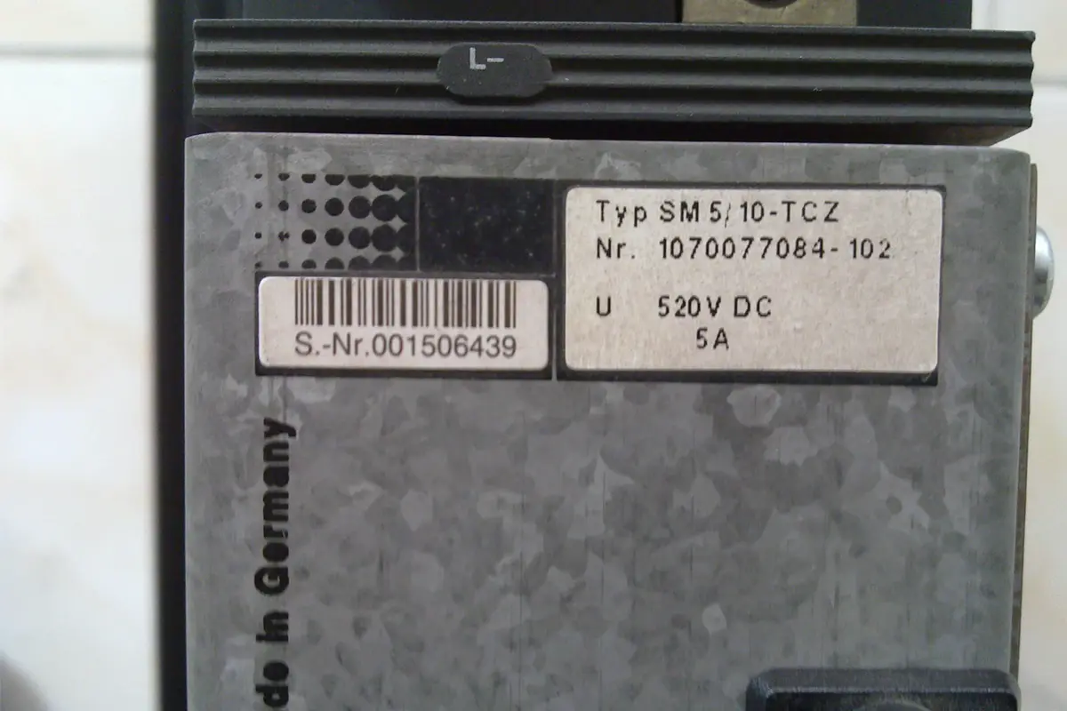 BOSCH- SM5 10-TCZ DC520V 5A