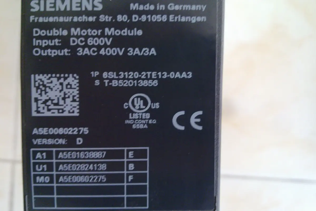 SIEMENS- 6SL3120-2TE13-0AA3