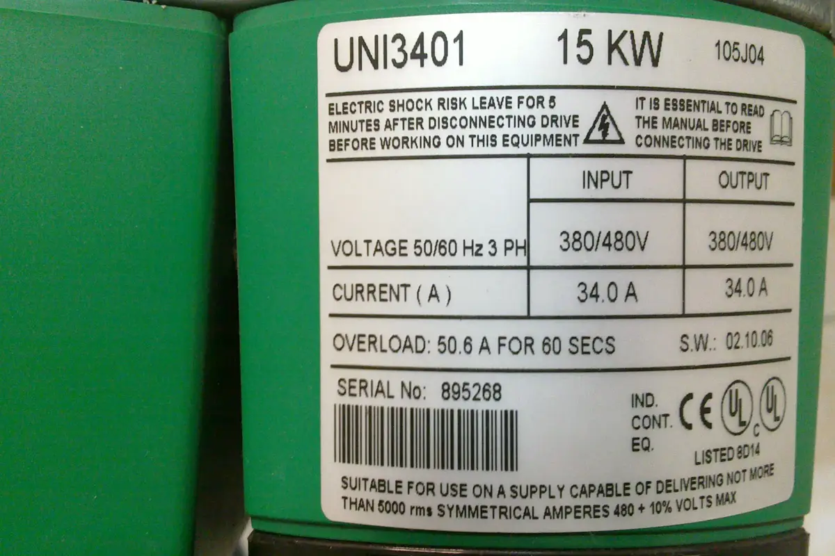 CONTROL TECHNIQUES- UNI3401 15KW