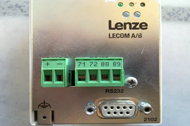 LENZE-  LECOM A B
