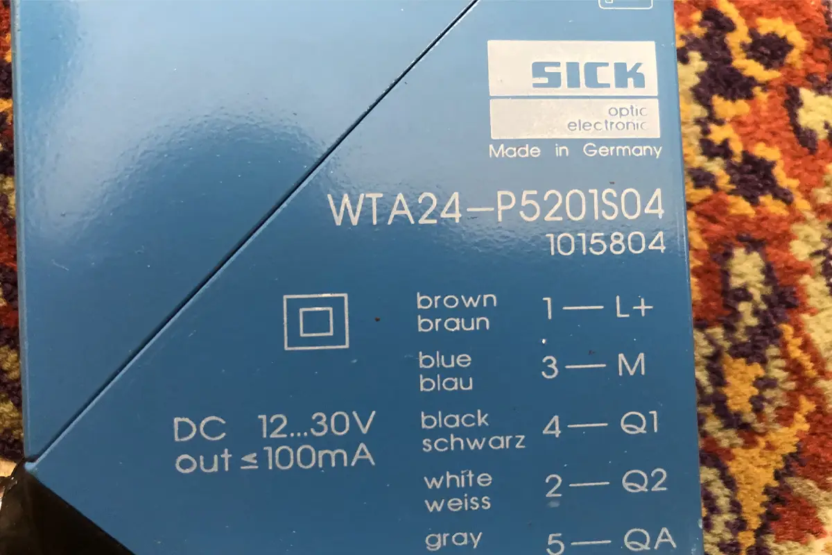 SICK- WTA24-P5201S04