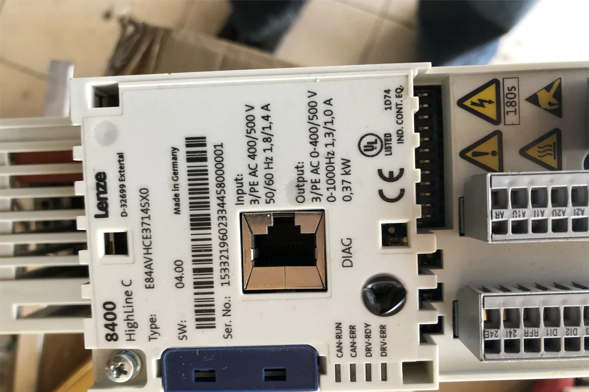 LENZE - E84 - AVHCE-3714SX0