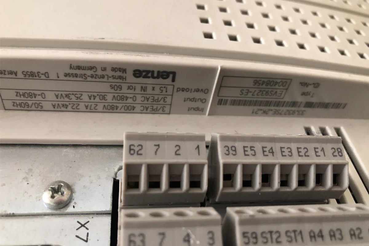 LENZE - E93 - EVS9327-ES