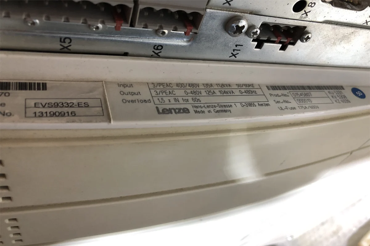 LENZE- EVS 9321 - ES - Görsel 2