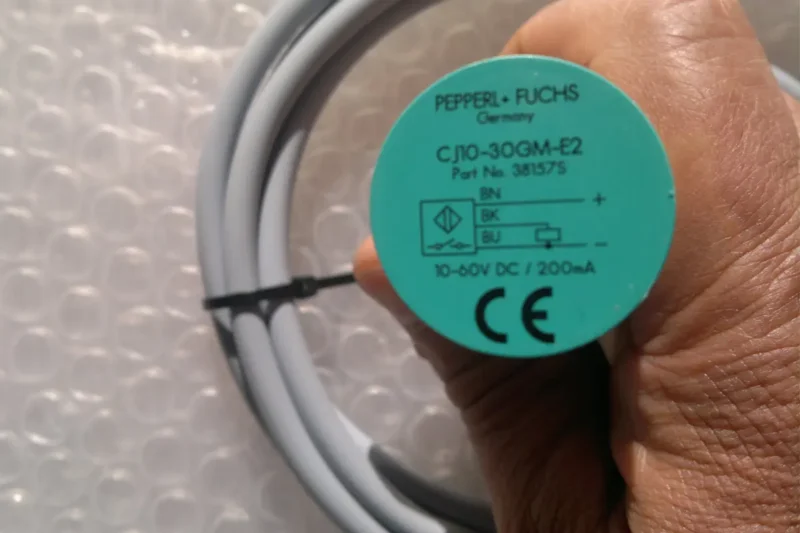 PEPPERL+FUCHS-CJ10-30GM-E2